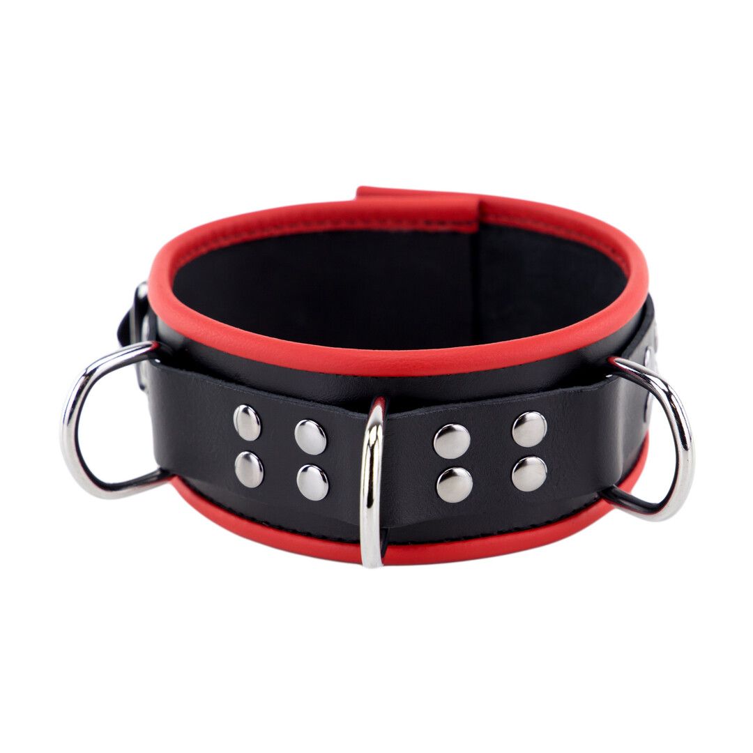 Naszyjnik skóra Red Leather z trzema akcentami D-ring