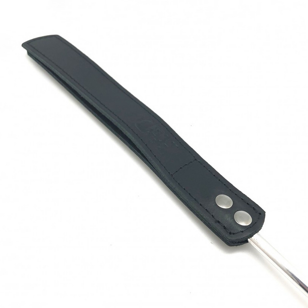 Whip - Metal and Leather - 70,5 cm - Black/Silver 3 Whip - Metal and Leather - 70,5 cm - Black/Silver - Image 3