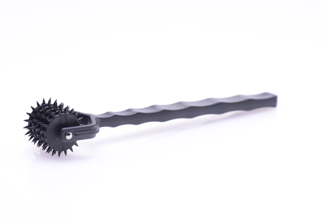 Spiked - Pinwheel with 5 Rows 1 Spiked - Pinwheel with 5 Rows